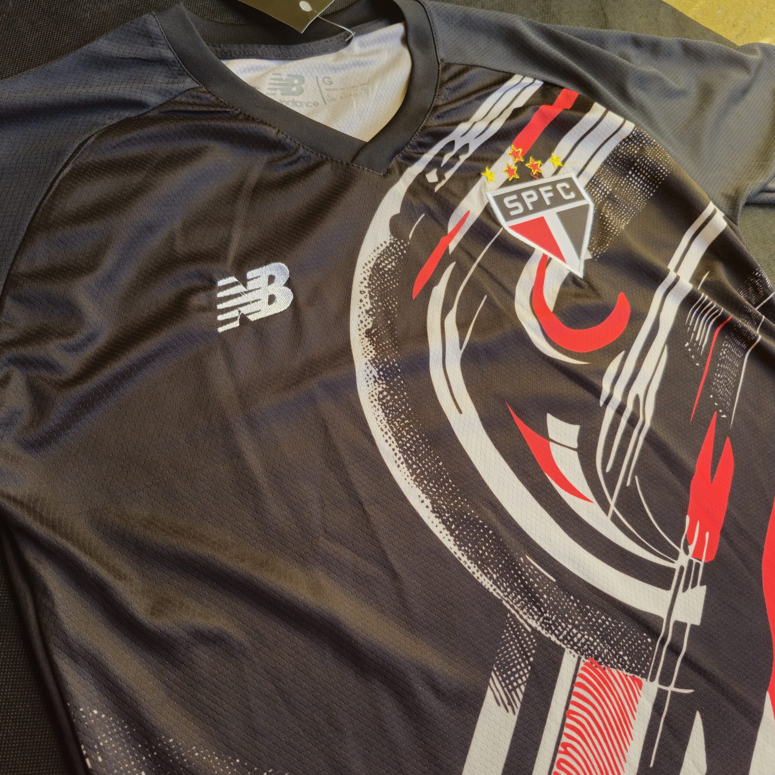 Manto São Paulo Comemorativa 2025 - Imagem 6