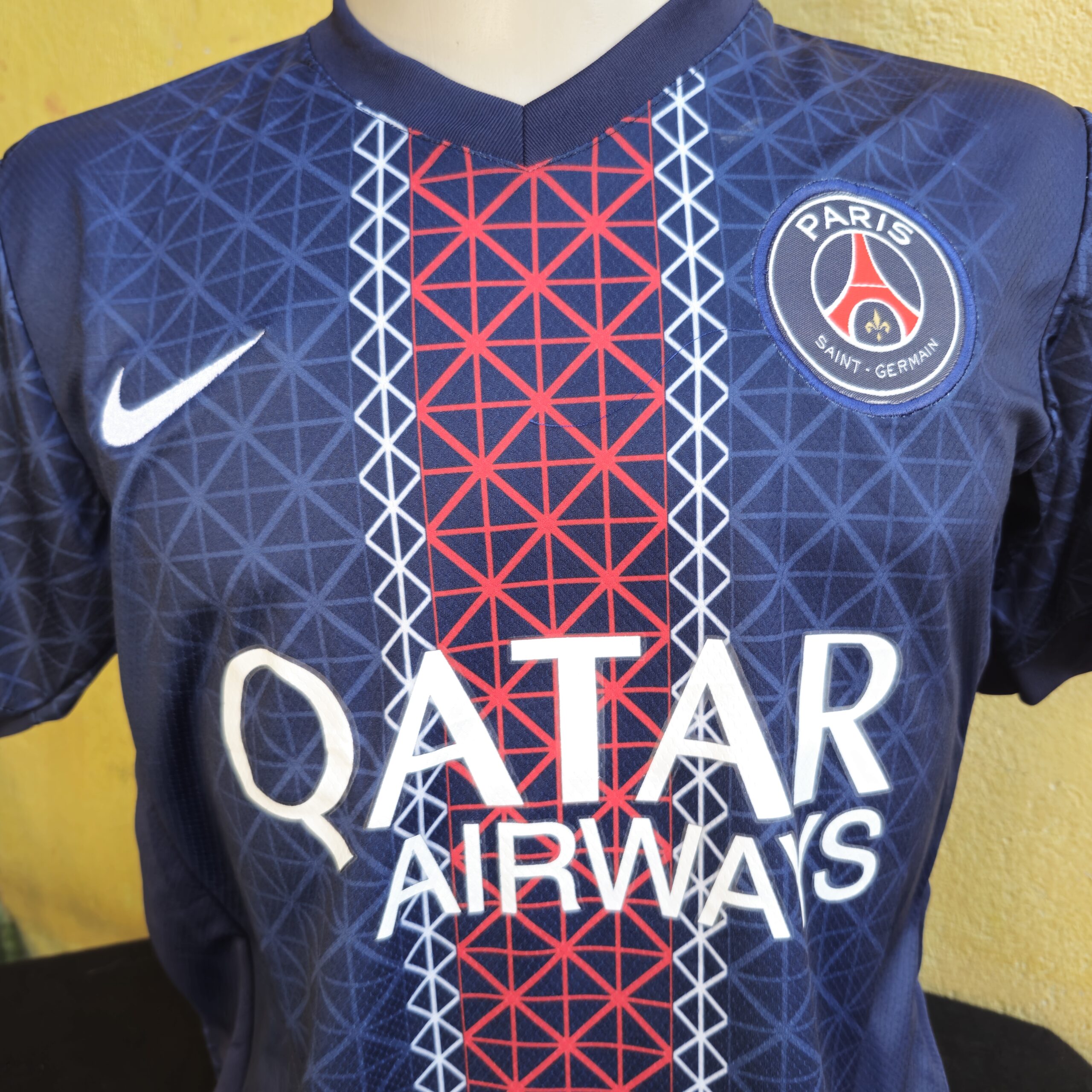 Manto PSG 2025 - Uniforme 1 - Imagem 3